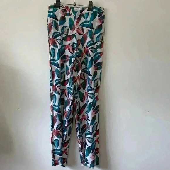 BNWOT Onia Mila Leaf  print beach pants size S - Picture 3 of 5